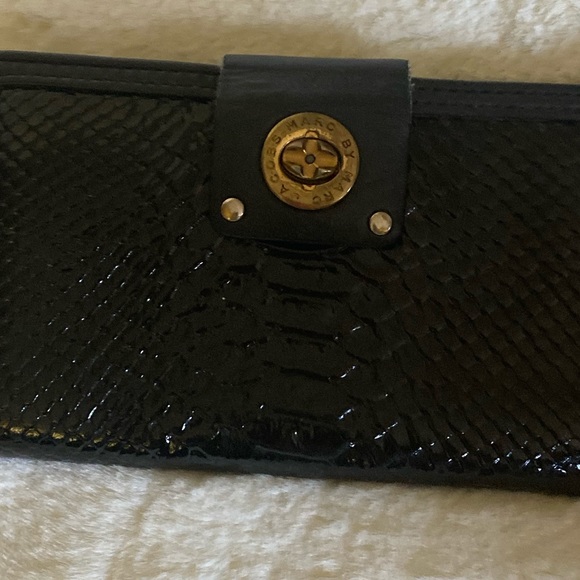 Marc by Marc Jacobs patent python print - Picture 2 of 8